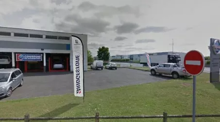 VINEUIL COMMERCE 
