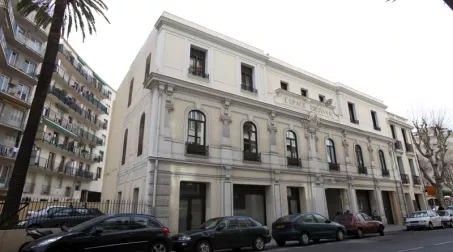 NICE BUREAUX 