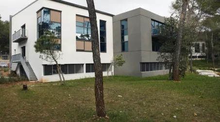 MOUGINS BUREAUX 