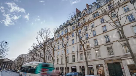 PARIS BUREAUX Tronchet