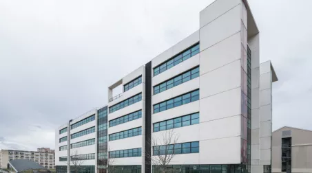 LYON BUREAUX Adenine
