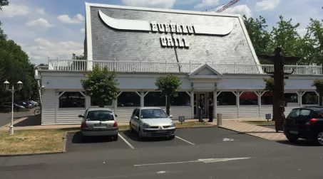 NOISY LE GRAND SHOPS 