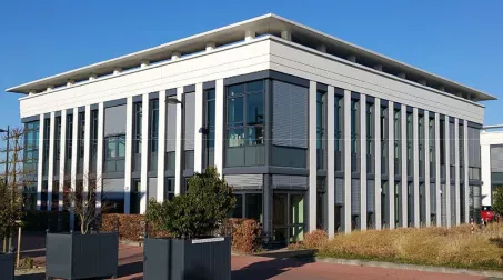 ELANCOURT CEDEX BUREAUX 