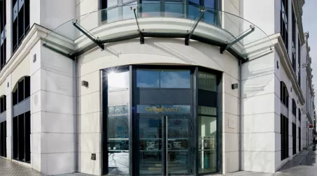 SERRIS BUREAUX 