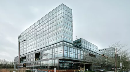 AMSTERDAM OFFICES Adam smith